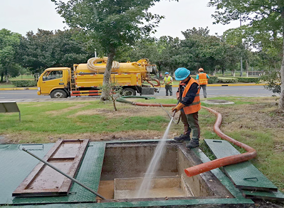 元宝化油池清理